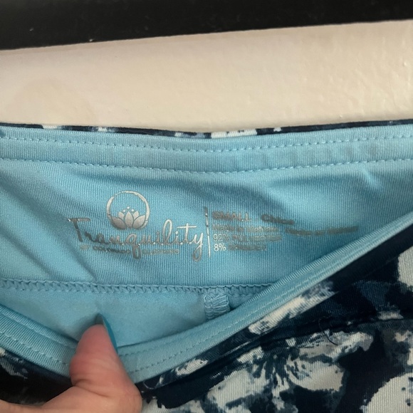 Tranquility tennis skirt with shorts - Picture 3 of 4